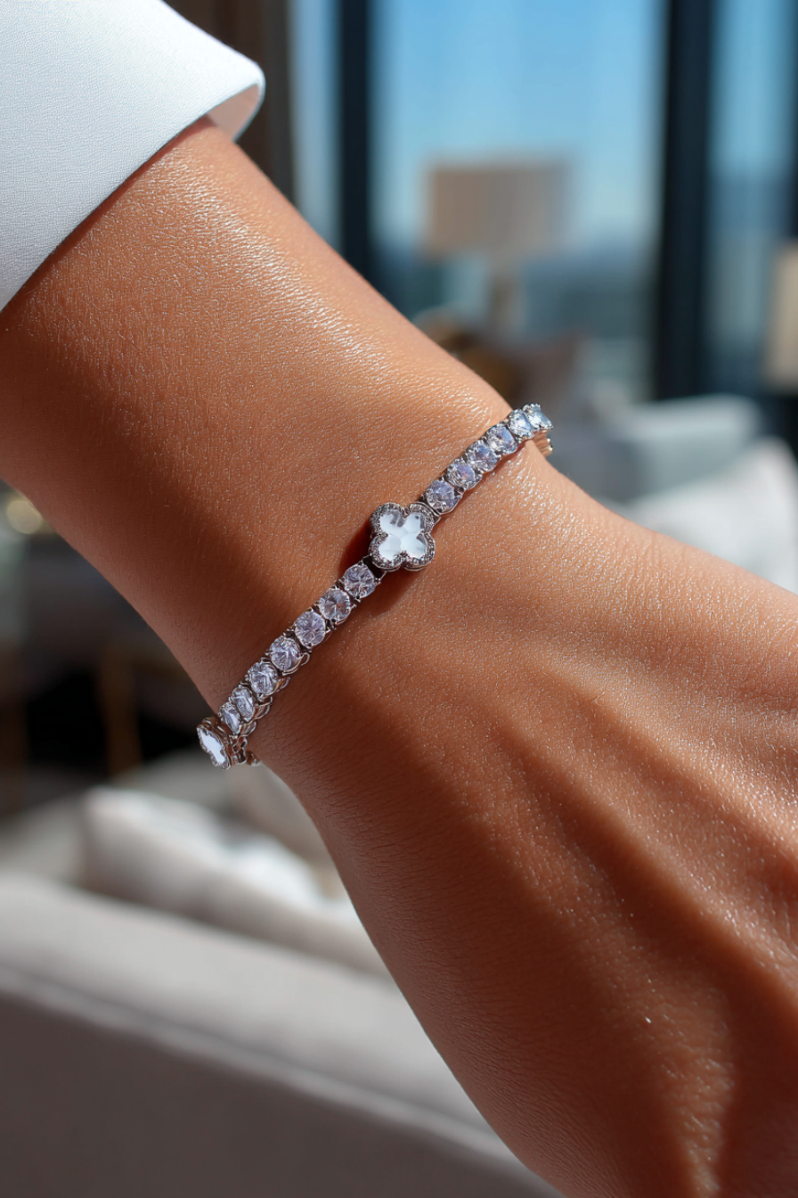 Clover Bracelet Nacre